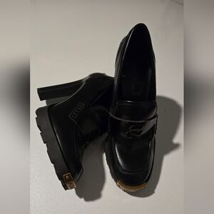 Karl Lagerfeld Paris Virna black oxford patent leather heels size 7